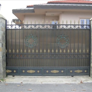 Ferforje Garaj Giriş Kapıları