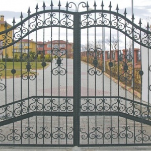 Ferforje Garaj Giriş Kapıları